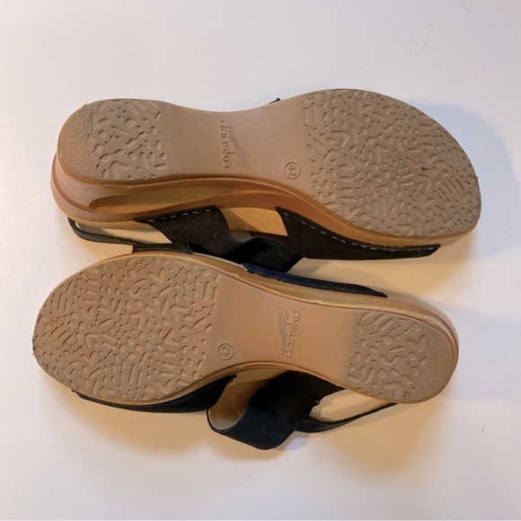 Dansko heel clogs worn once - Picture 5 of 5